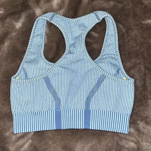 Fabletics sports bra - Picture 2 of 2